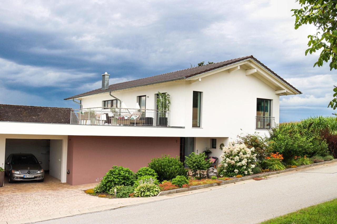 Moderne Ferienwohnung Naehe Bad Griesbach, Haarbach Kültér fotó